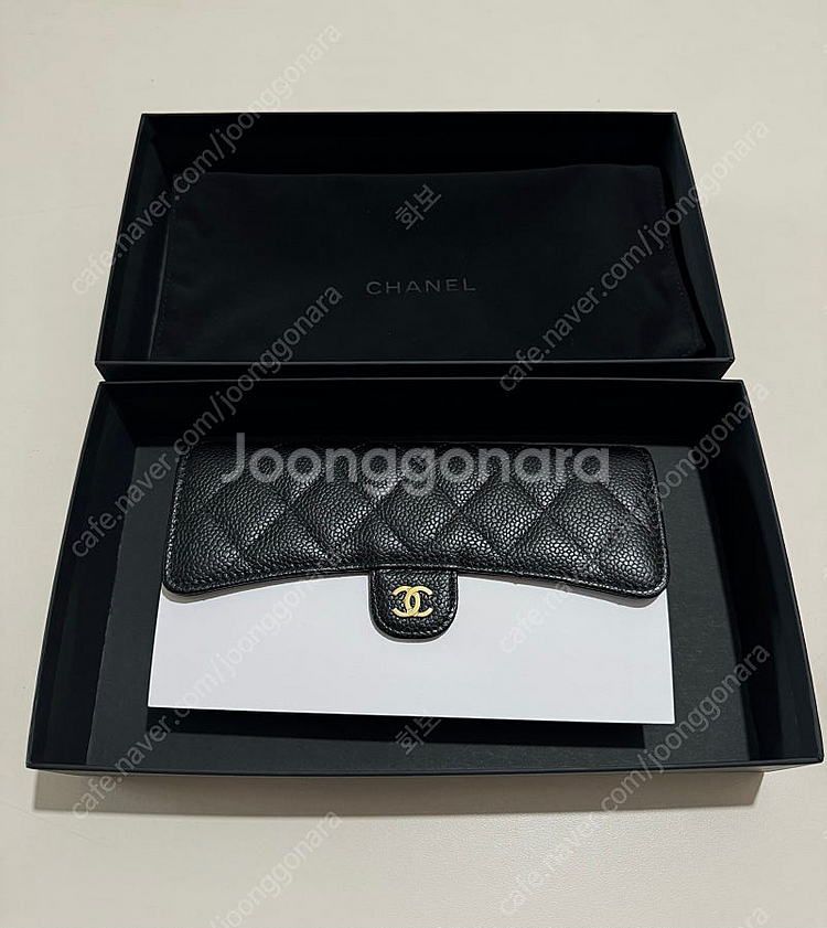 (새제품)샤넬 클래식 캐비어 장지갑 금장 AP0241--6